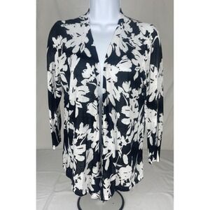 CHICOS WOMENS SIZE 1 BLACK WHITE FLORAL OPEN FRONT CARDIGAN LIGHTWEIGHT RAMIE BL